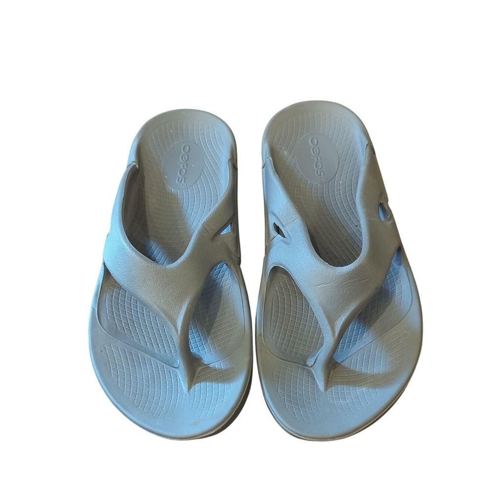 OOFOS Sandals Gray size 7